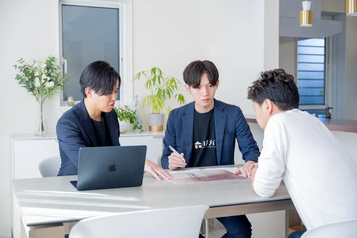 Design contract image